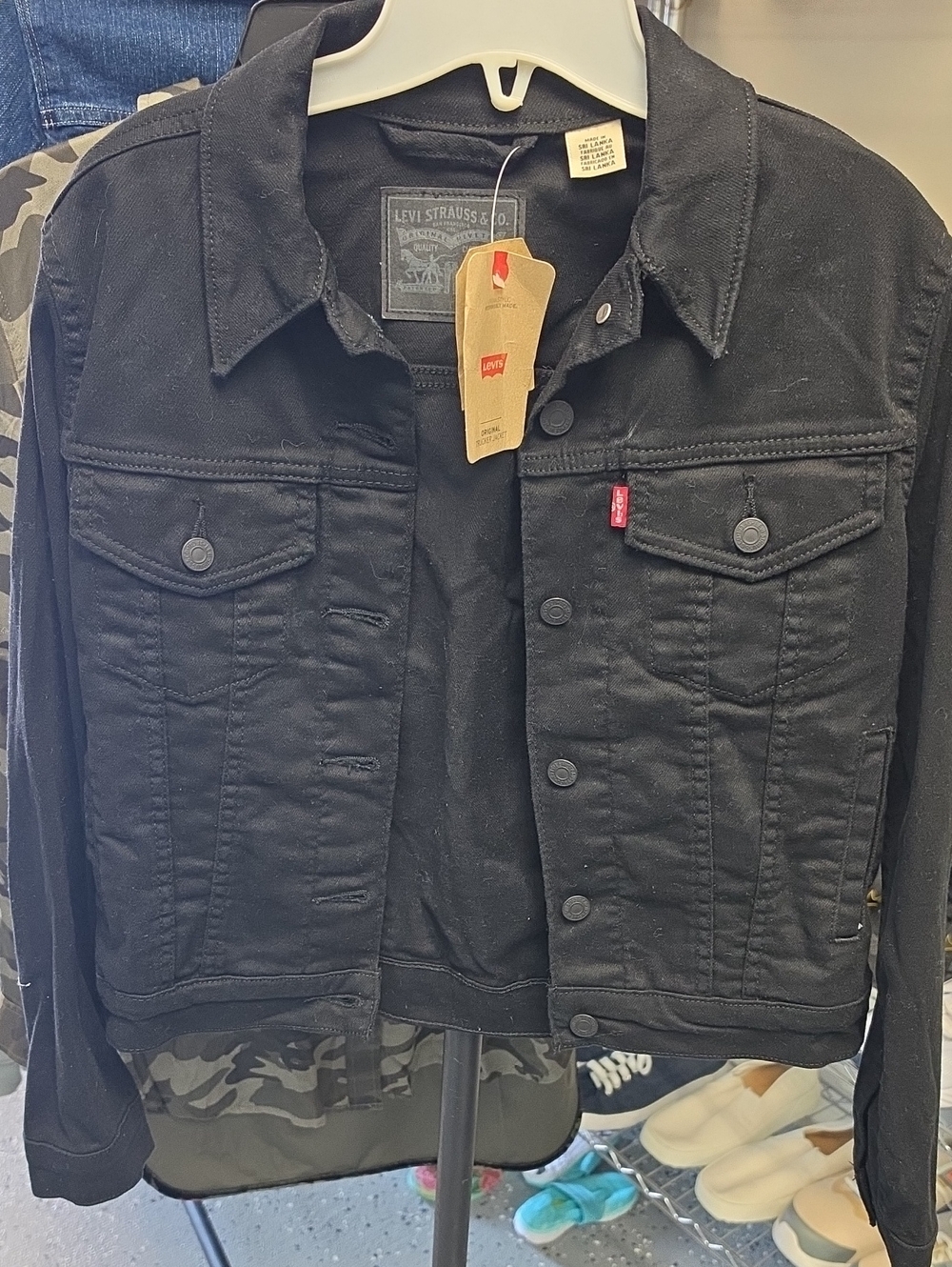 Levi's Black Men's Denim Trucker Jacket with Red Tab